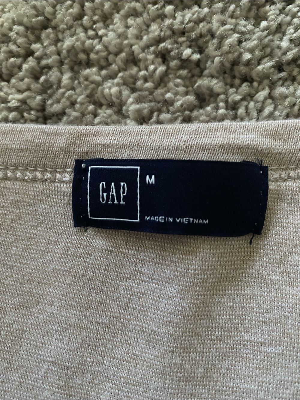 GAP Light Beige Long-Sleeve Henley Top - Picture 2 of 2